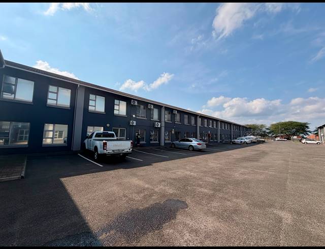 215M² BUSINESS CENTRE FOR SALE IN ALTON